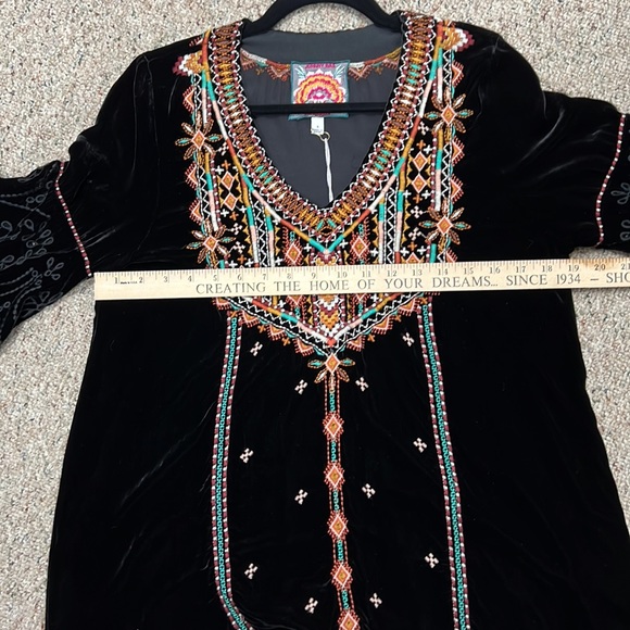 Johnny Was Black Velvet Top - Picture 10 of 11